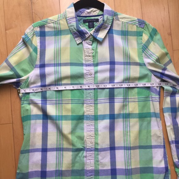Tommy Hilfiger Women's Plaid Button Down Shirt - Picture 10 of 13